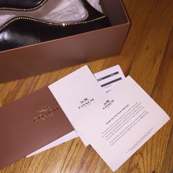 NEW Coach Leather Heels - Picture 6 of 6